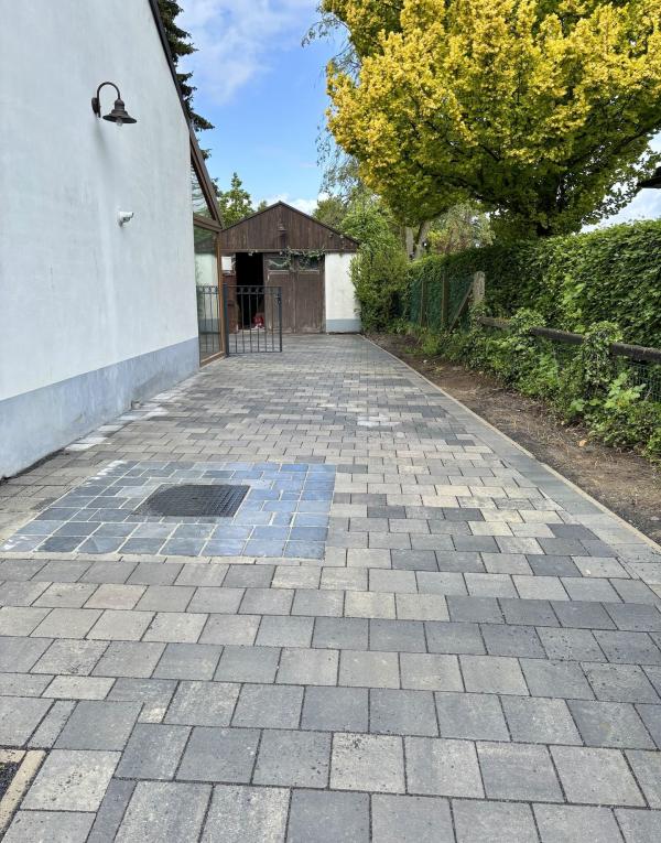 Réalisation - Pavage en klinkers béton