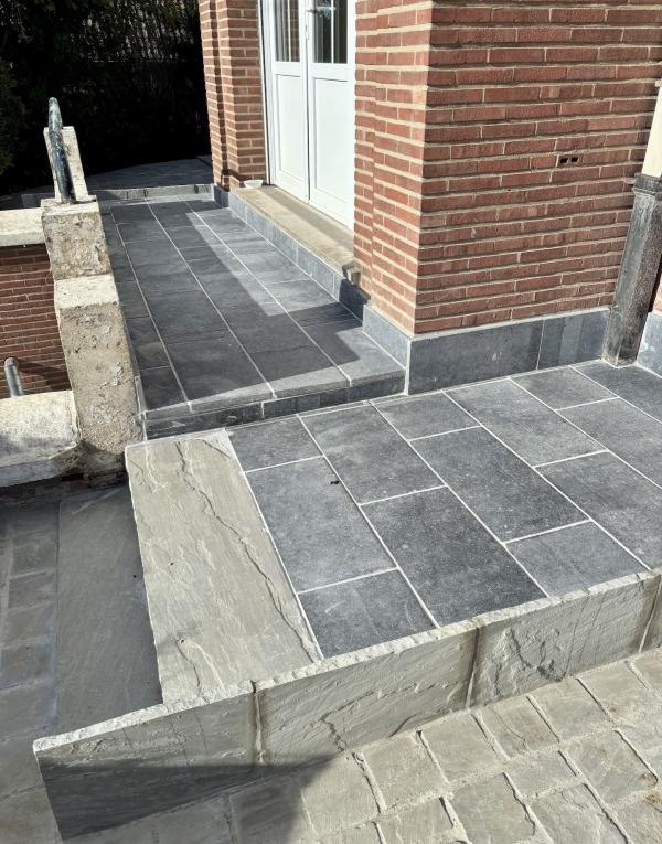 Réalisation - Pavage en pierre naturelle : Kandla, Pierre Bleue et Granite